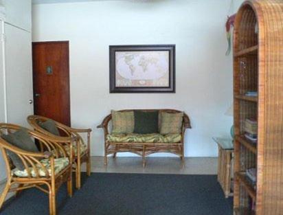 Aleli By The Sea Guest House San Juan Bagian luar foto